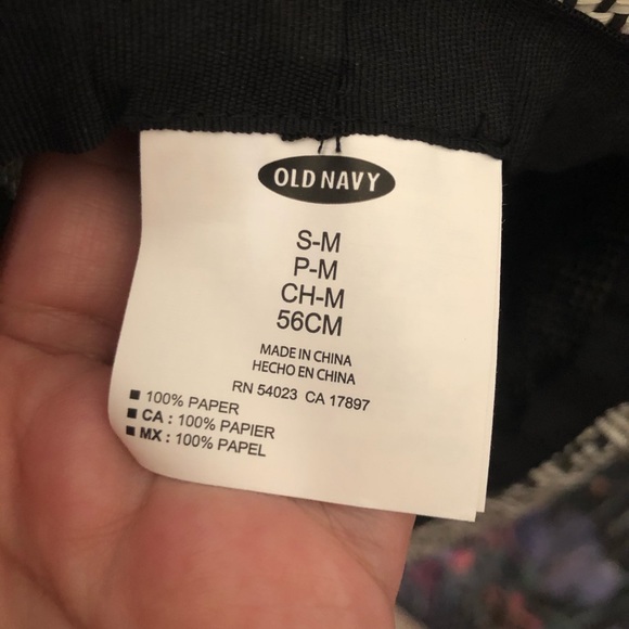 Old Navy Black and White Floppy Summer Hat - Picture 4 of 4